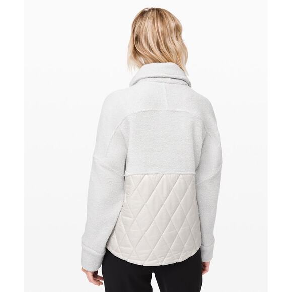 Lululemon Show Me the Sherpa Jacket Size 4 - Picture 4 of 12